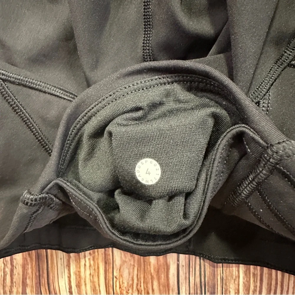 Lululemon Athletica Women’s Cropped Leggings Size 4